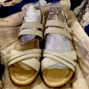 Hush Puppies Dachshund Strappy Sandal